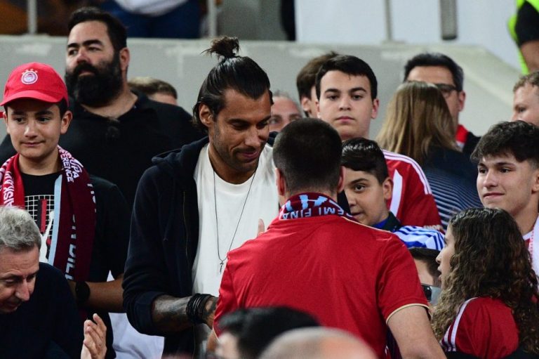 Ο Πρίντεζης πανηγύρισε την κατάκτηση του Conference League (pic)