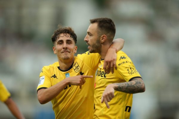 Λαμία – Άρης 2-4: Με ανατροπή οι «κίτρινοι»