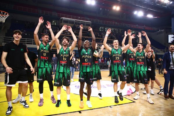 Πανιώνιος – Μίλωνας 79-87: Πήρε το ντέρμπι και επέστρεψε στην Basket League μετά από 23 χρόνια (vid)