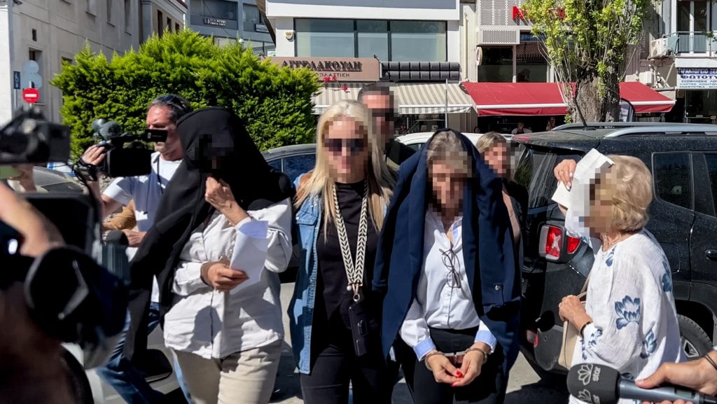 Αρνείται ότι πήρε έστω και ένα ευρώ η «Μεγάλη» της ΔΟΥ Χαλκίδας