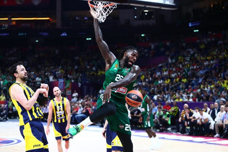 Το εξαιρετικό ξεκίνημα του Παναθηναϊκού και το εντυπωσιακό κάρφωμα του Λεσόρ (vids)