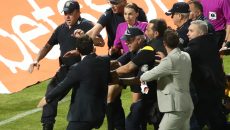 Διεθνώς ρεζίλι το ελληνικό ποδόσφαιρο: «Η Φραπάρ φυγαδεύτηκε από την αστυνομία, μετά από ντου του Καρυπίδη» (pics)