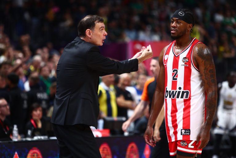 Μπαρτζώκας: «Περήφανοι για την ομάδα μας, θα επιστρέψουμε»