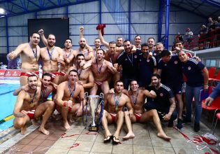 Ολυμπιακός: Η απονομή του τροπαίου και τα συγχαρητήρια από ΠΑΕ και ΚΑΕ (pics)