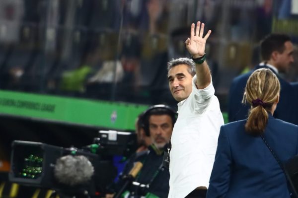 Πανηγύρισε και ο Ερνέστο Βαλβέρδε την επιτυχία του Ολυμπιακού (pic)