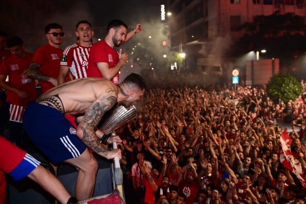 Ο Ολυμπιακός είναι η πρώτη ομάδα εκτός Big 4 που κατακτά ευρωπαϊκό τρόπαιο μετά το 2011