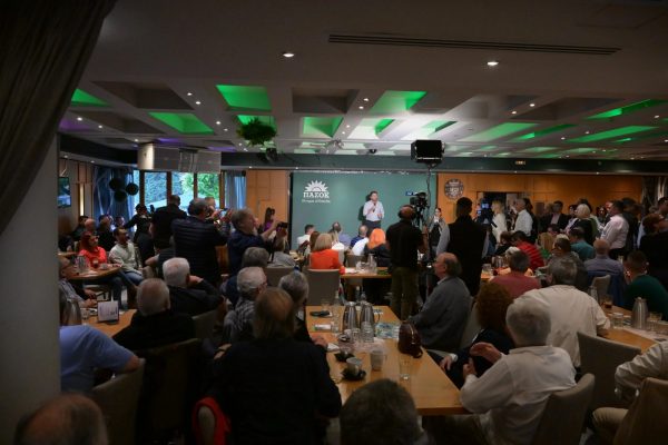 Ανδρουλάκης: Επιστολή-επικοινωνιακό σωσίβιο στην Φον Ντερ Λάιεν και ομολογία της αποτυχίας Μητσοτάκη