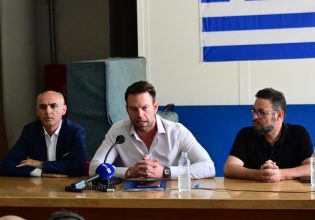 Κασσελάκης στη ΔΥΠΑ: Αντιστέκεστε σε ένα ανάλγητο καθεστώς – Για «fake news» μιλάει η ΝΔ