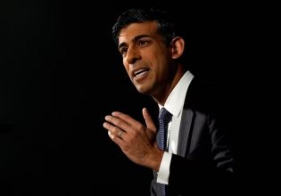 Βρετανία: Κρίσιμες οι τοπικές εκλογές για τον Ρίσι Σούνακ