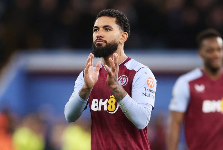 Ντάγκλας Λουίζ: «Έχουμε μπροστά μας ένα μεγάλο παιχνίδι με τον Ολυμπιακό»