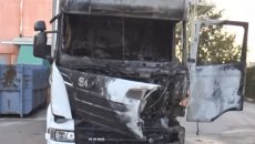 Φωτιά σε φορτηγό στο Ωραιόκαστρο – Τραυματίστηκε ο οδηγός
