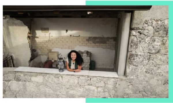 Ιταλία: Αγόρασε σπίτι αξίας 1€ από την άλλη άκρη του κόσμου και απέκτησε περισσότερη ευτυχία στη ζωή της