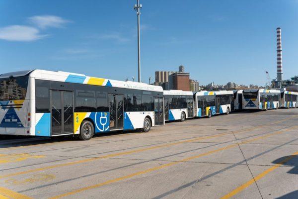 Έως το τέλος Ιουνίου το σύνολο των ηλεκτρικών λεωφορείων στους δρόμους της Αττικής