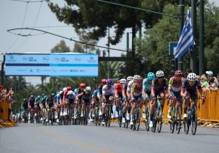 Φωτογραφίες και βίντεο από τον ποδηλατικό γύρο στο κέντρο της Αθήνας