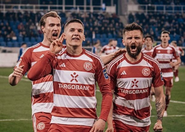 Μπόχουμ – Φορτούνα Ντίσελντορφ 0-3: «Αγκαλιά» με την άνοδο – Σούπερ ματς από τον Τζόλη