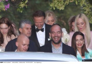 Κώστας Καραφώτης – Κάτια Μάνου: Οι πρώτες φωτογραφίες από τον γάμο του ζευγαριού