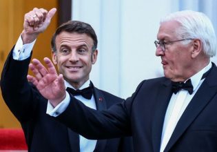 Μακρόν: «Οι πολίτες στις ευρωεκλογές να υπερασπιστούν τη Δημοκρατία»