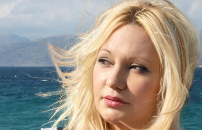 Καίτη Φίνου για long Covid: «Σάπισαν τα δόντια μου, έφυγαν τα νύχια και τα μαλλιά μου»