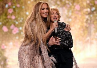 Τζένιφερ Λόπεζ: Το δημόσιο «σ’ αγαπώ» στη μητέρα της