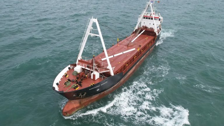 Η Ισπανία αρνήθηκε τον ελλιμενισμό πλοίου που μεταφέρει όπλα στο Ισραήλ