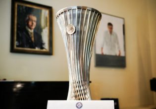 Δήμος Αθηναίων: Το τρόπαιο του Conference League στην Πλατεία Κοτζιά