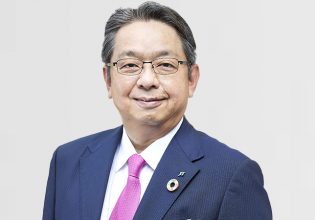 Γιατί η Japan Tobacco μένει στην Ρωσία ενώ άλλοι την εγκαταλείπουν