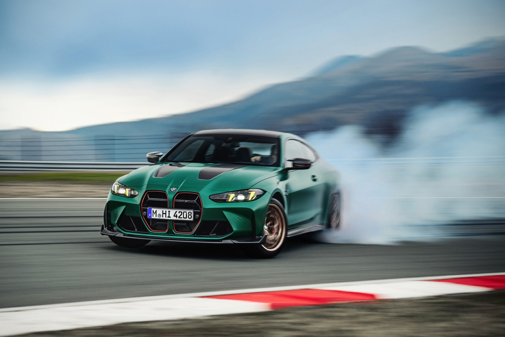 BMW M4 CS: Μια νέα ηχηρή επιλογή