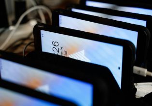 Ρωσία: Εγκαίνια γραμμής παραγωγής smartphones με ασφάλεια για τα δεδομένα