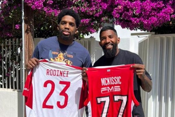 ΜακΚίσικ για Ροντινέι: «Είσαι θρύλος δίδυμε αδερφέ μου» (pic)