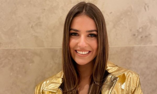 Silia Kapsis: «Έχω να δω τον πατέρα μου από 5 χρόνων, δεν με πήρε ούτε μετά τη Eurovision»