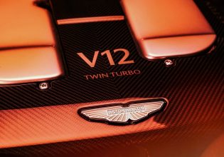 H Aston Martin εμμένει στον V12