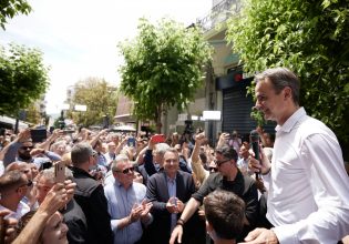 Μητσοτάκης από Αγρίνιο: Πάμε να βάλουμε το τρίποντο στις ευρωεκλογές