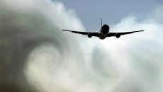 Τι είναι οι αναταράξεις στα αεροπλάνα; Και πόσο επικίνδυνες είναι για τους επιβάτες;