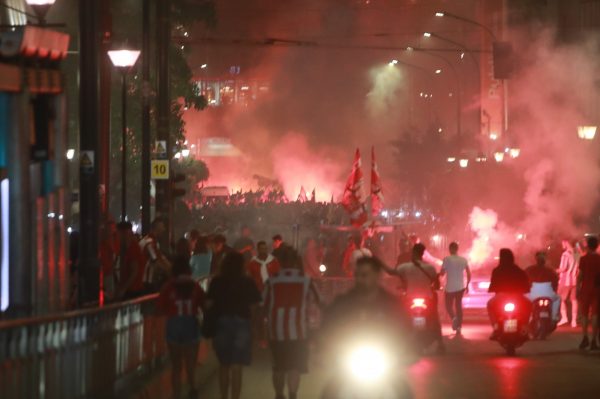 «Καίγεται» η Ελλάδα για το μεγαλείο σου Ολυμπιακέ