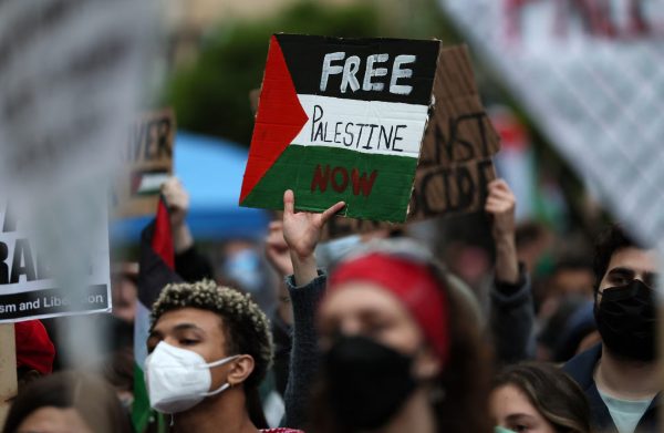 Γάζα: Κλιμακώνονται οι διαμαρτυρίες των φοιτητών στα αμερικανικά πανεπιστήμια