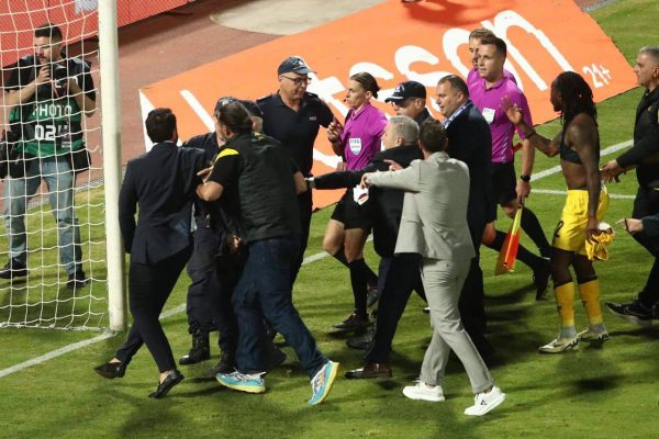 Aris owner Karypidis in disgraceful assault on referee Frappart
