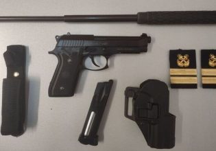 Άγιος Κοσμάς: Συνελήφθη 46χρονος που οπλοφορούσε και παρίστανε τον λιμενικό