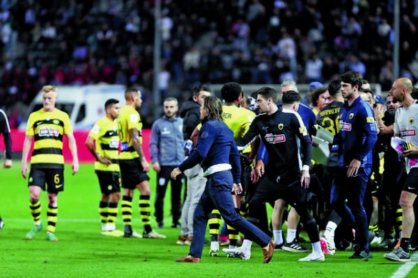 Ήθελα να έβλεπα τον διαιτητή Στρέντερ