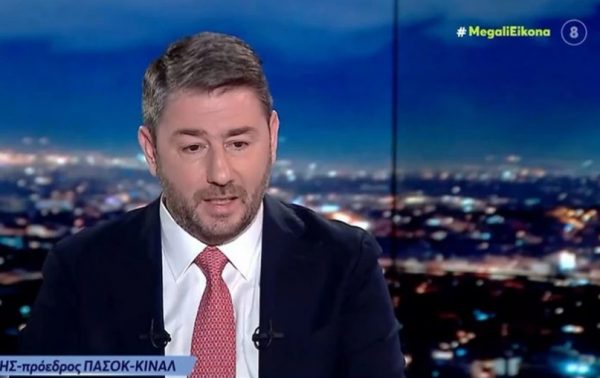 Ανδρουλάκης: Εγκληματική αδράνεια της κυβέρνησης μπροστά στο πάρτι συμφερόντων και κερδοσκοπίας