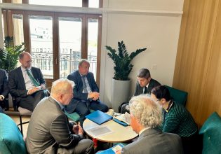 ΥπΑΑΤ: Συνάντηση Βοϊτσεχόφσκι – Αυγενάκη για την εξυγίανση του ΟΠΕΚΕΠΕ – Τι ειπώθηκε