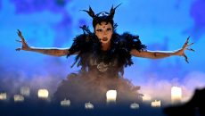 Η EBU υποχρέωσε την Ιρλανδή Bambie Thug να αλλάξει το μακιγιάζ της λόγω Παλαιστίνης στη Eurovision