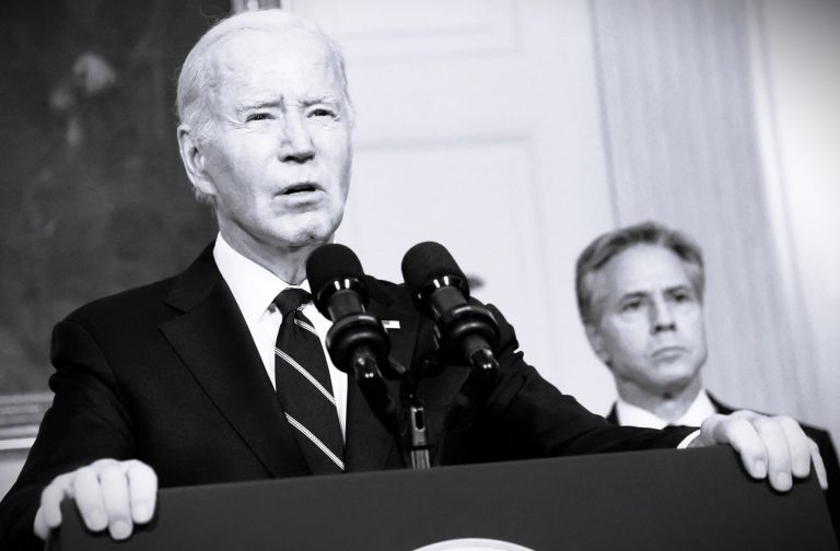 Πρώην αξιωματούχος Στέιτ Ντιπάρτμεντ για Μπάιντεν και Μπλίνκεν: «Αιματοβαμμένη η κληρονομιά τους»