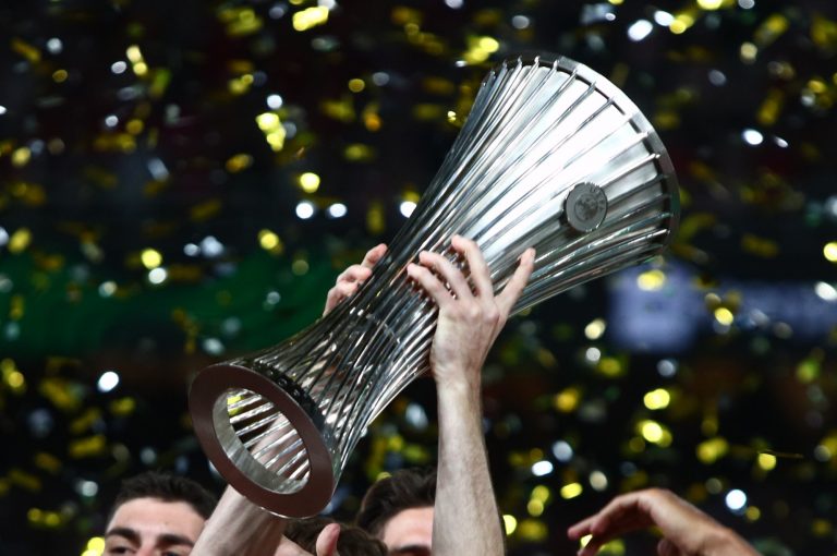 Ευγνώμων ο Στέφανος Κασσελάκης για αυτό που έζησε στην «Opap Arena» – «Συγχαρητήρια στον Ολυμπιακό»