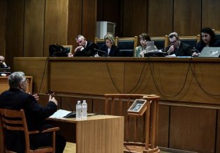 Σκληρή αντιπαράθεση κυβέρνησης – ΣΥΡΙΖΑ για τη Δικαιοσύνη στον απόηχο της αποφυλάκισης Μιχαλολιάκου