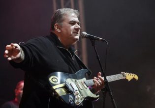 Δημήτρης Σταρόβας: Οι πρώτες φωτογραφίες λίγο πριν πάρει εξιτήριο από το νοσοκομείο