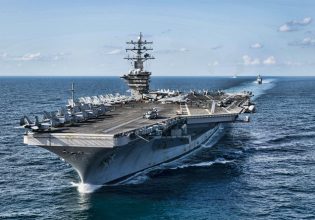 Χούθι: «Επιτεθήκαμε στο αμερικανικό αεροπλανοφόρο Αϊζενχάουερ στην Ερυθρά»