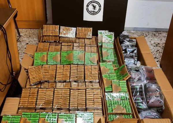 Ρέθυμνο: Εξαρθρώθηκε εγκληματική ομάδα που διακινούσε όπλα και πυρομαχικά