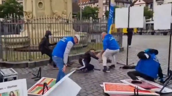 Τα νεότερα για την υγεία των θυμάτων που μαχαιρώθηκαν στη Γερμανία – Εξουδετερώθηκε ο δράστης