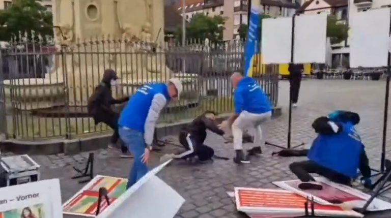 Τα νεότερα για την υγεία των θυμάτων που μαχαιρώθηκαν στη Γερμανία – Εξουδετερώθηκε ο δράστης