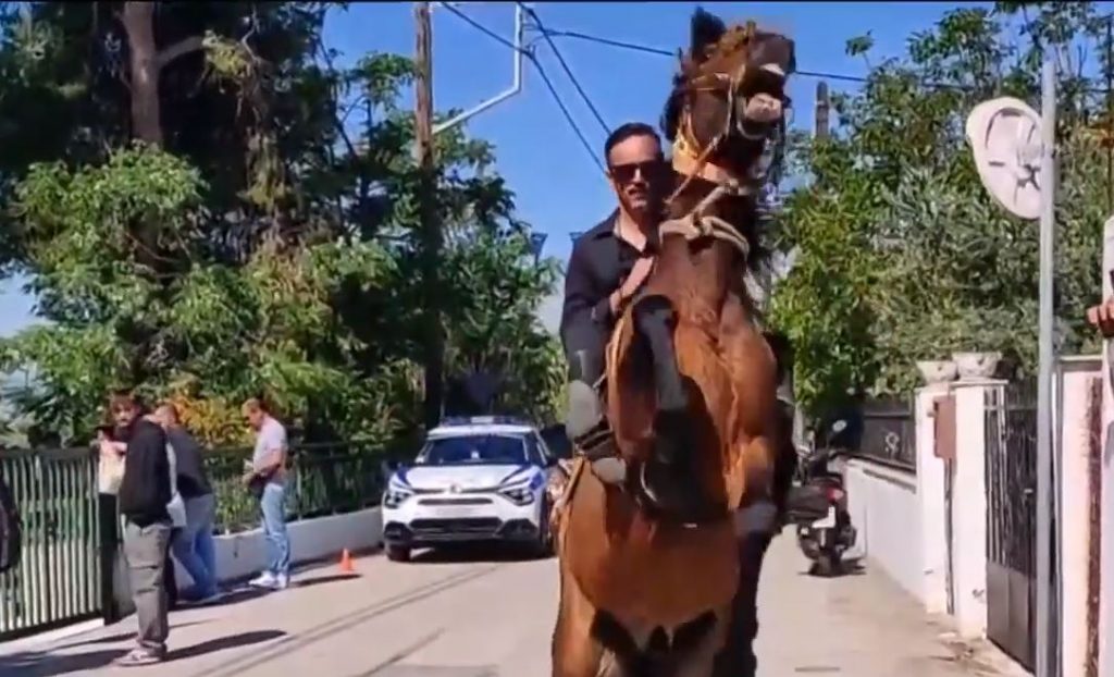 Άγιος Γεώργιος: Αναβίωσαν τοπικά έθιμα σε όλη τη χώρα